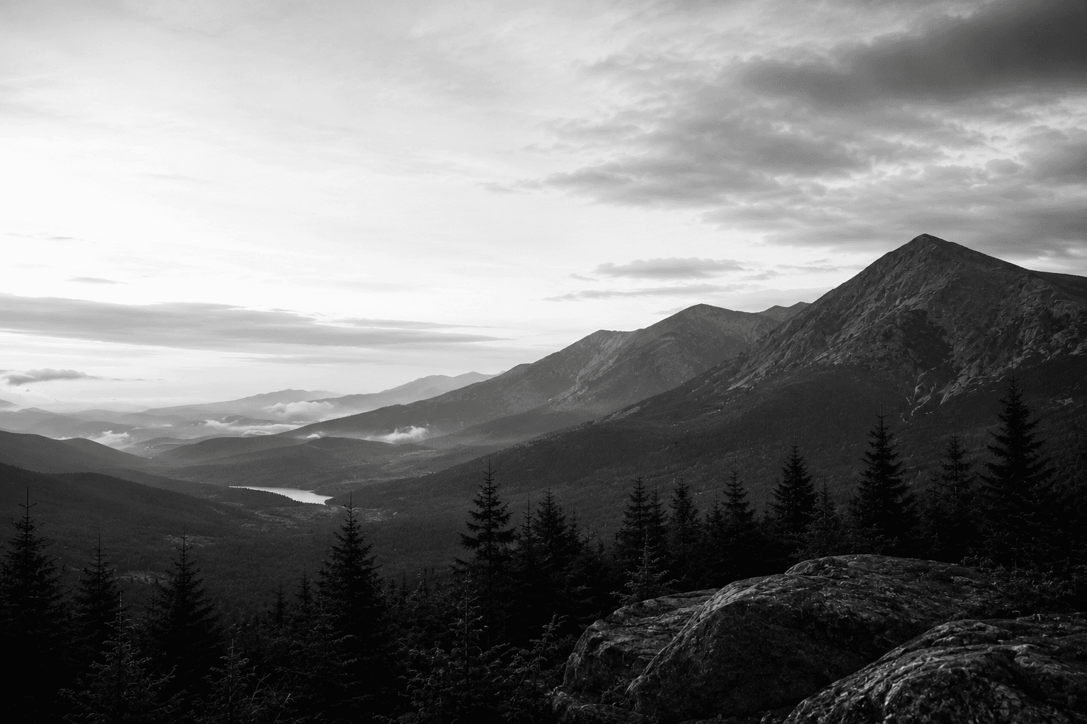 Mountain ridge in the White Mountains at dusk